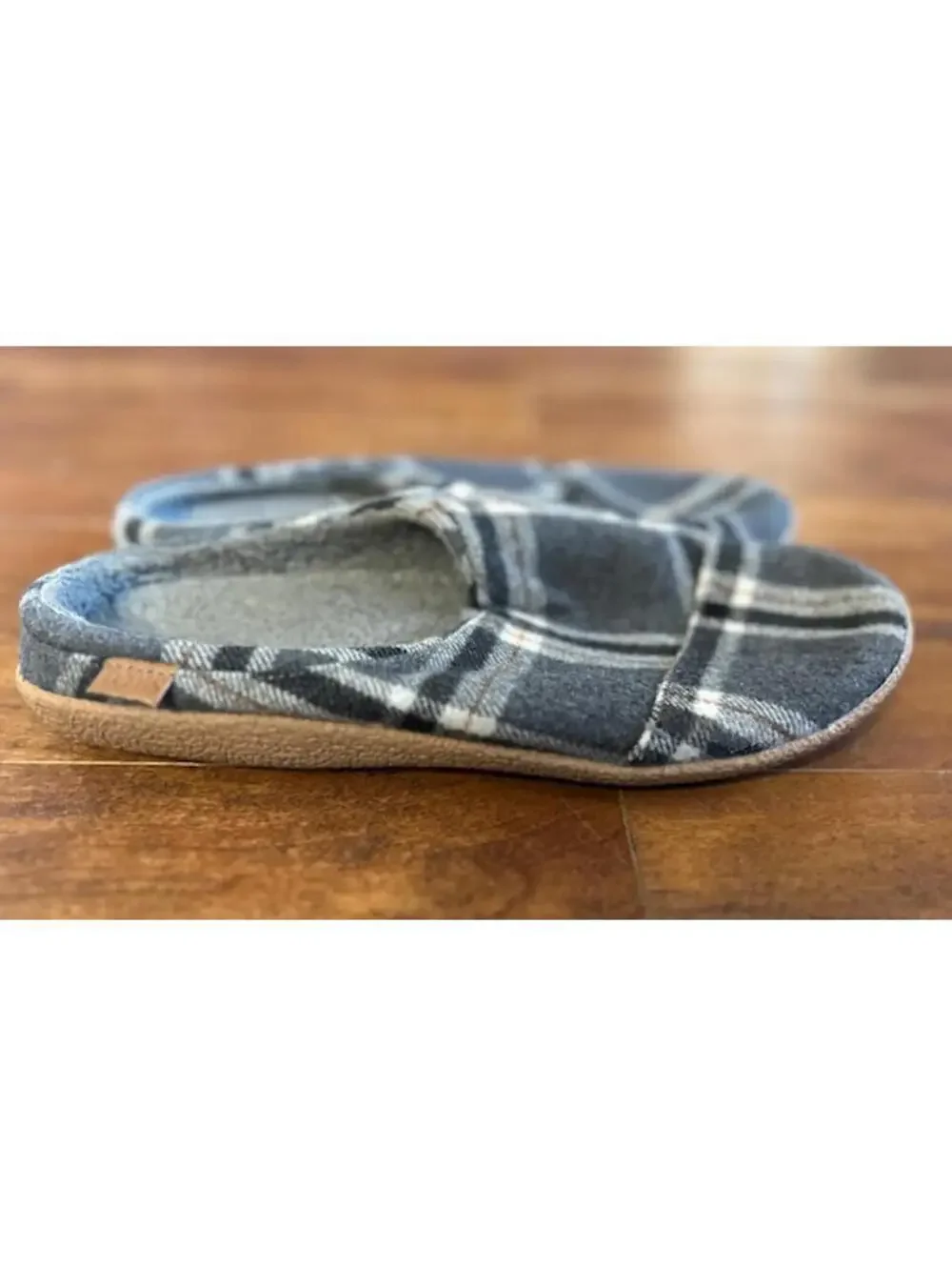 TOMS Plaid Slip-On Slippers Size 10 US